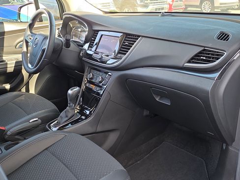 Used 2022 Buick Encore Preferred w/ Safety Package image 27