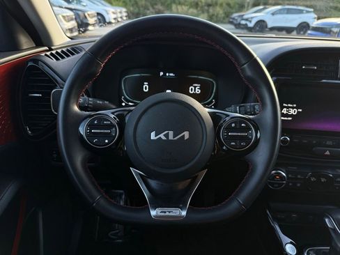 Certified 2024 Kia Soul GT-Line image 29
