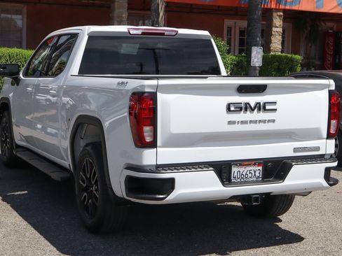 Used 2024 GMC Sierra 1500 Elevation w/ LPO, Elevation Black Package AWD/4WD image 6