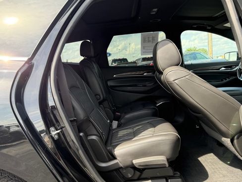 Used 2023 Buick Enclave Avenir w/ Avenir Technology Package AWD/4WD image 23