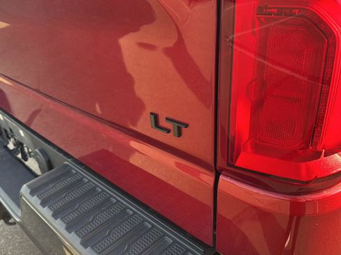 Used 2023 Chevrolet Silverado 1500 LT Trail Boss w/ Protection Package image 5