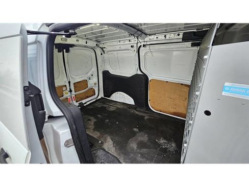 Used 2016 Ford Transit Connect XLT image 24