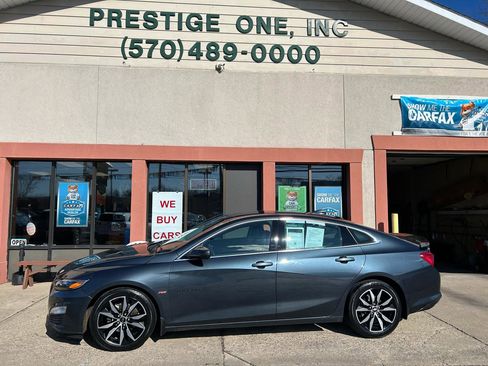 Used 2021 Chevrolet Malibu RS image 3