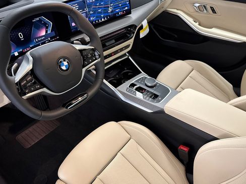 Used 2026 BMW 330i Sedan w/ Premium Package RWD image 4