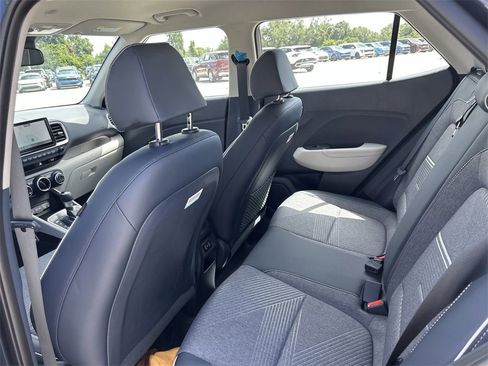 New 2025 Hyundai Venue Limited image 20