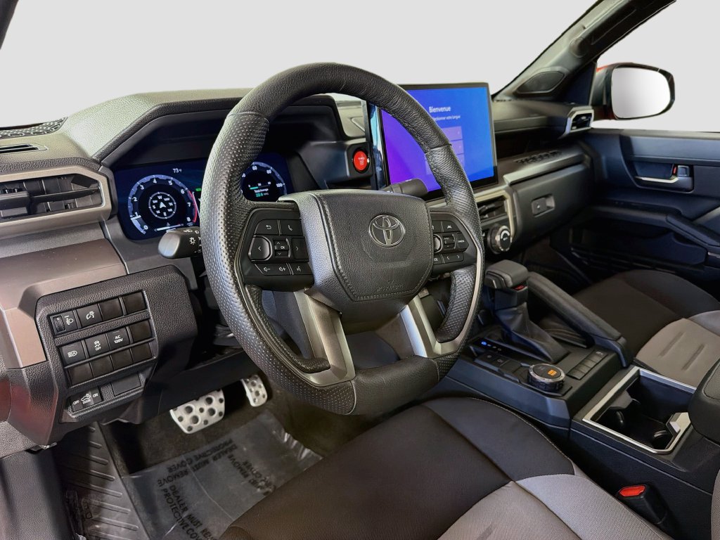 Used 2024 Toyota Tacoma TRD Sport w/ TRD Sport Upgrade Package RWD image 18