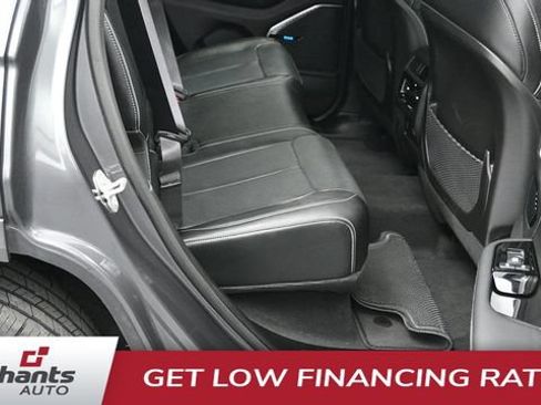 Used 2023 Jeep Grand Cherokee Overland AWD/4WD image 13
