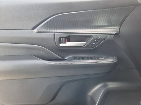 Certified 2024 Toyota Grand Highlander AWD Hybrid image 19