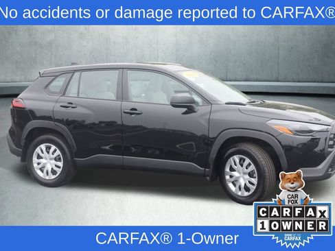Used 2026 Toyota Corolla Cross L AWD/4WD image 2