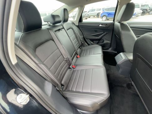 Used 2024 Volkswagen Jetta SE image 29