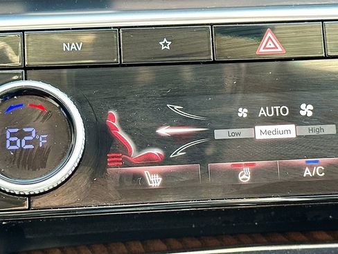 Used 2023 Genesis GV80 2.5T image 20