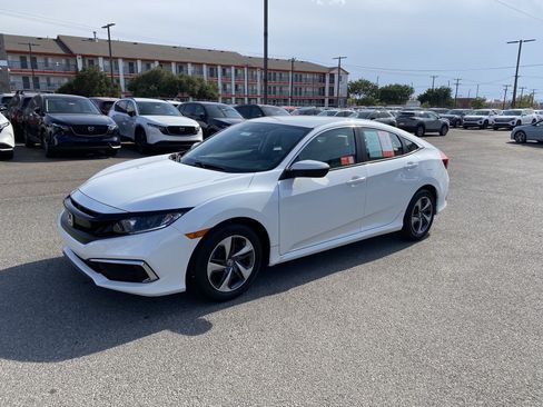Used 2019 Honda Civic LX image 40