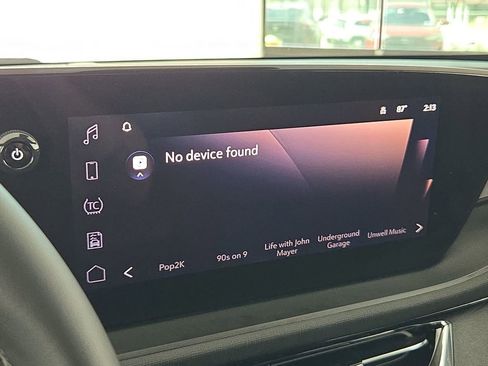 Used 2025 Buick Envista Sport Touring image 19