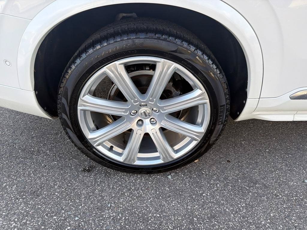 Used 2017 Volvo XC90 T6 Inscription w/ Vision Package AWD/4WD image 39