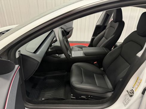 Used 2024 Tesla Model 3 Long Range RWD image 34