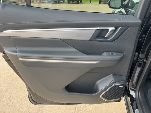 New 2025 Buick Enclave Preferred w/ Power Package image 54