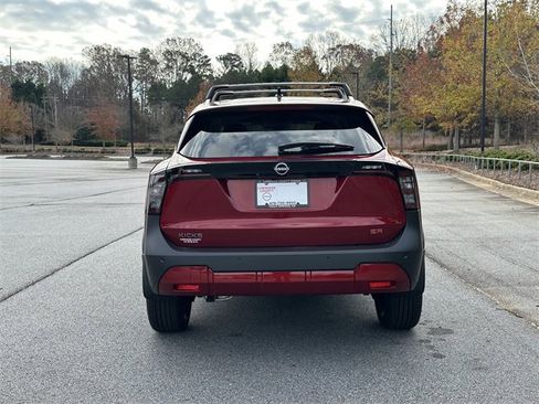 New 2026 Nissan Kicks SR image 7