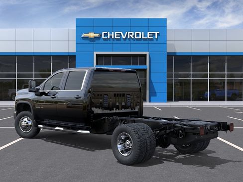 New 2026 Chevrolet Silverado 3500 LT w/ Convenience Package AWD/4WD image 3