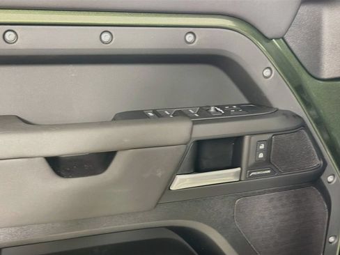 New 2026 Land Rover Defender 110 S AWD/4WD image 18