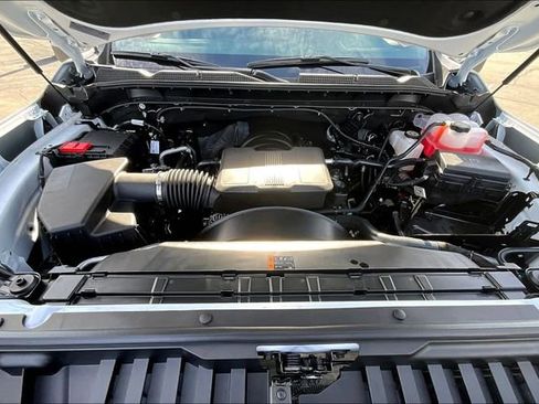 New 2026 GMC Sierra 2500 SLT w/ SLT Convenience Package image 11
