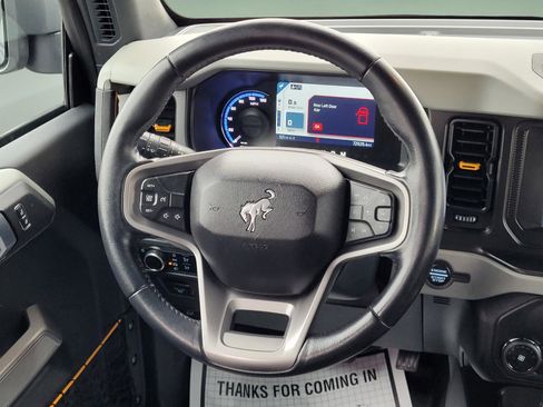 Certified 2023 Ford Bronco Badlands w/ Sasquatch Package AWD/4WD image 12