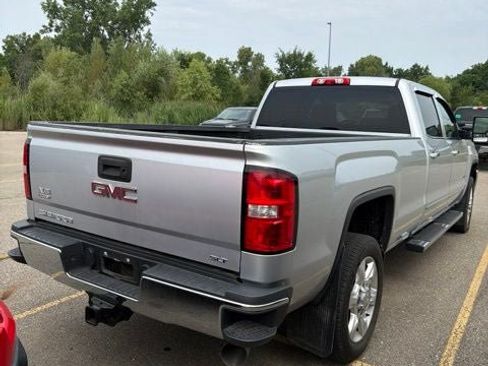 Used 2018 GMC Sierra 2500 SLT AWD/4WD image 3