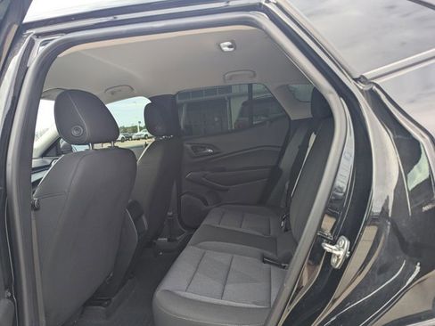 Certified 2024 Chevrolet Trax LS image 15