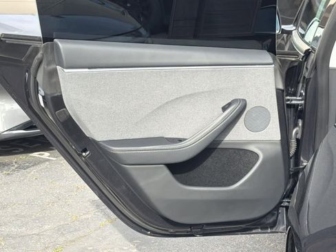 Used 2024 Tesla Model 3 Standard Range image 28