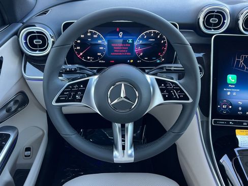 New 2026 Mercedes-Benz GLC 300 image 16