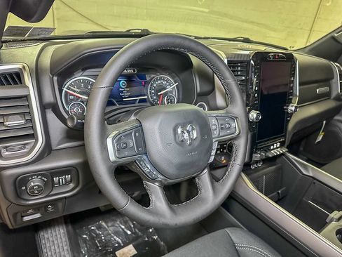 New 2026 RAM 1500 Big Horn AWD/4WD image 20