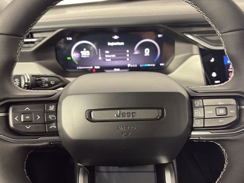 New 2026 Jeep Cherokee Limited AWD/4WD image 13