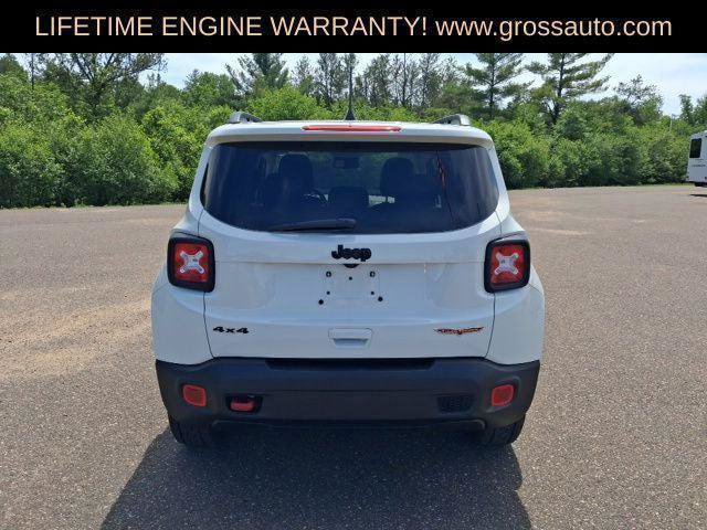 Certified 2023 Jeep Renegade Trailhawk w/ Trailhawk Elite Group AWD/4WD image 7
