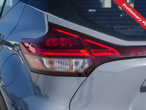 Used 2024 Nissan Kicks SV FWD image 9