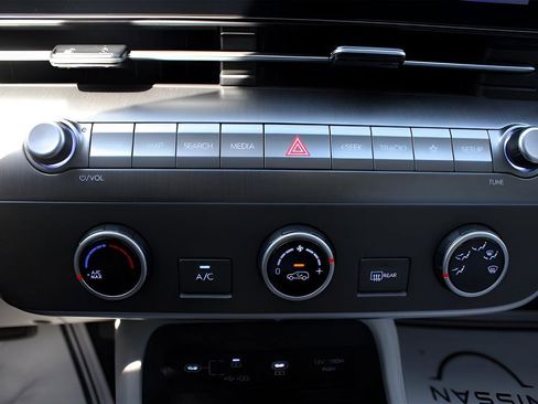 New 2026 Hyundai Kona SE FWD image 25
