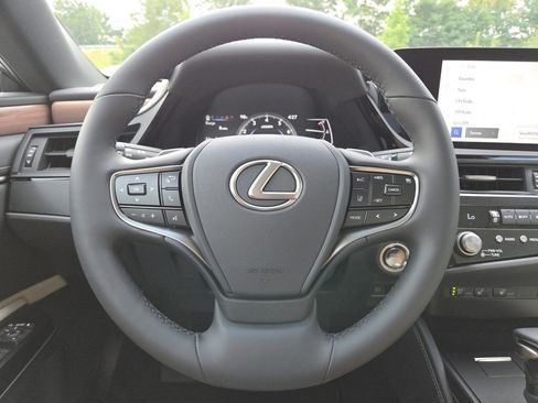 Used 2025 Lexus ES 350 w/ Premium Package FWD image 34