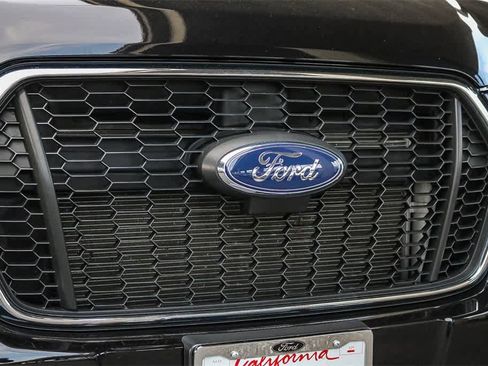 Used 2023 Ford Transit 350 XLT image 5