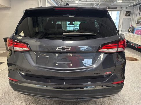 Used 2022 Chevrolet Equinox RS w/ Infotainment Package image 7