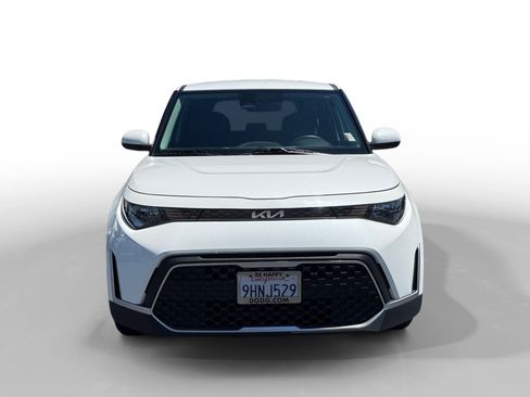 Used 2023 Kia Soul LX FWD image 8