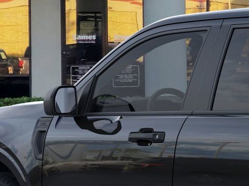 New 2025 Ford Maverick XL image 21