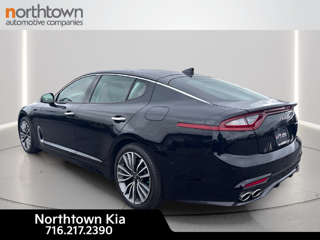 Used 2019 Kia Stinger AWD/4WD image 8
