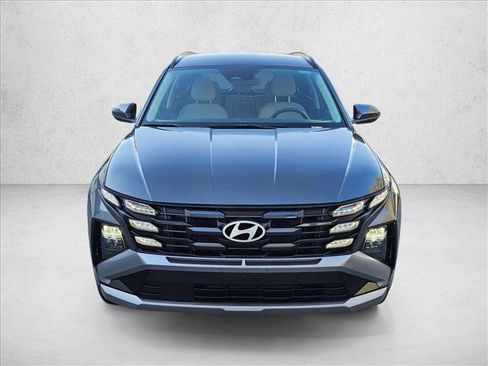 Used 2025 Hyundai Tucson SEL image 2