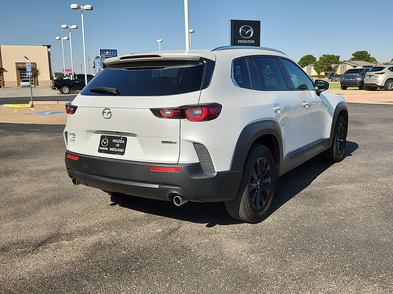Used 2025 MAZDA CX-50 AWD 2.5 S w/ Preferred Package image 5