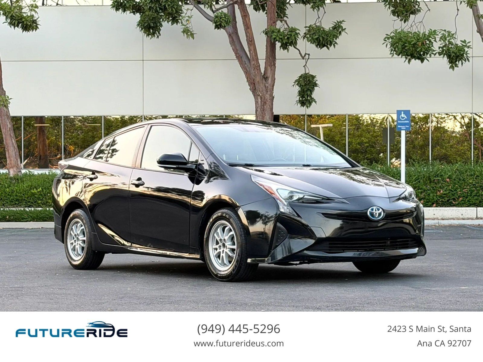 Used 2016 Toyota Prius Three FWD image 1