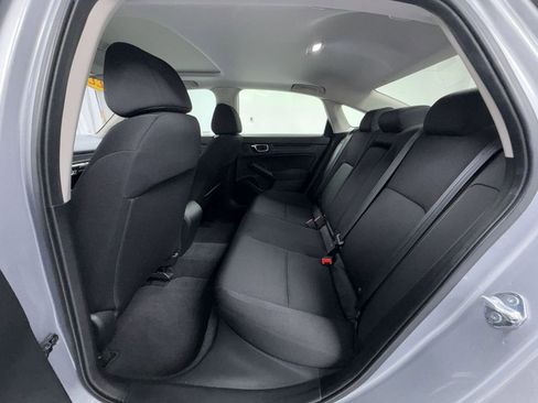 Used 2022 Honda Civic EX image 6