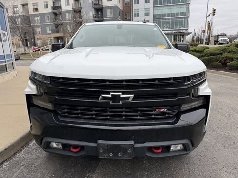Used 2020 Chevrolet Silverado 1500 LT Trail Boss image 9