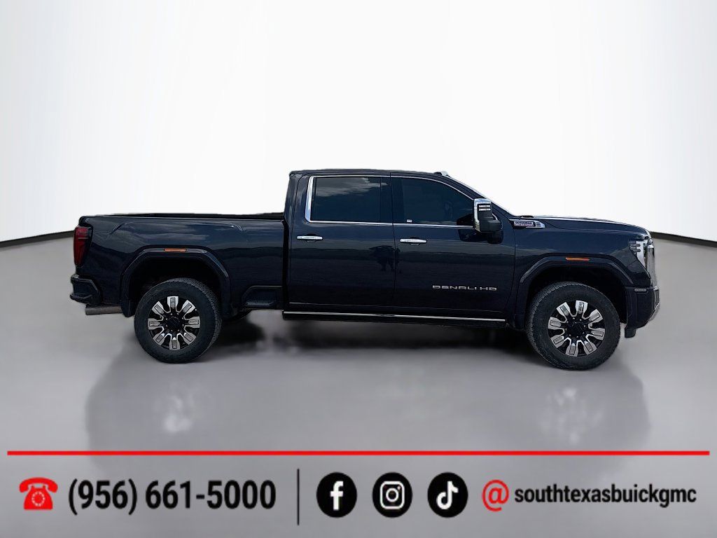 Used 2026 GMC Sierra 2500 Denali w/ Denali Reserve Package AWD/4WD image 9