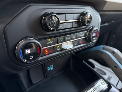 Certified 2021 Ford Bronco Wildtrak image 29