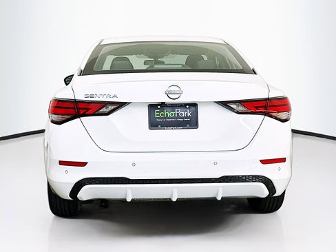 Used 2024 Nissan Sentra S image 7