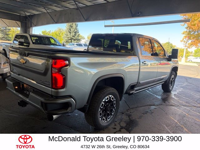 Used 2024 Chevrolet Silverado 2500 High Country AWD/4WD image 5