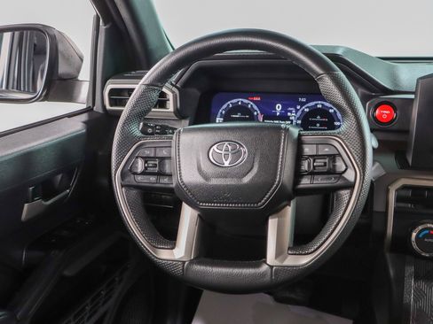 Used 2024 Toyota Tacoma TRD Off-Road AWD/4WD image 13